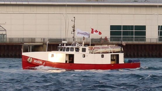 HO-1124 Sylvan 55' Great Lakes Fish Tug kit, L.7-1/2" W.2-1/16" - Image 6