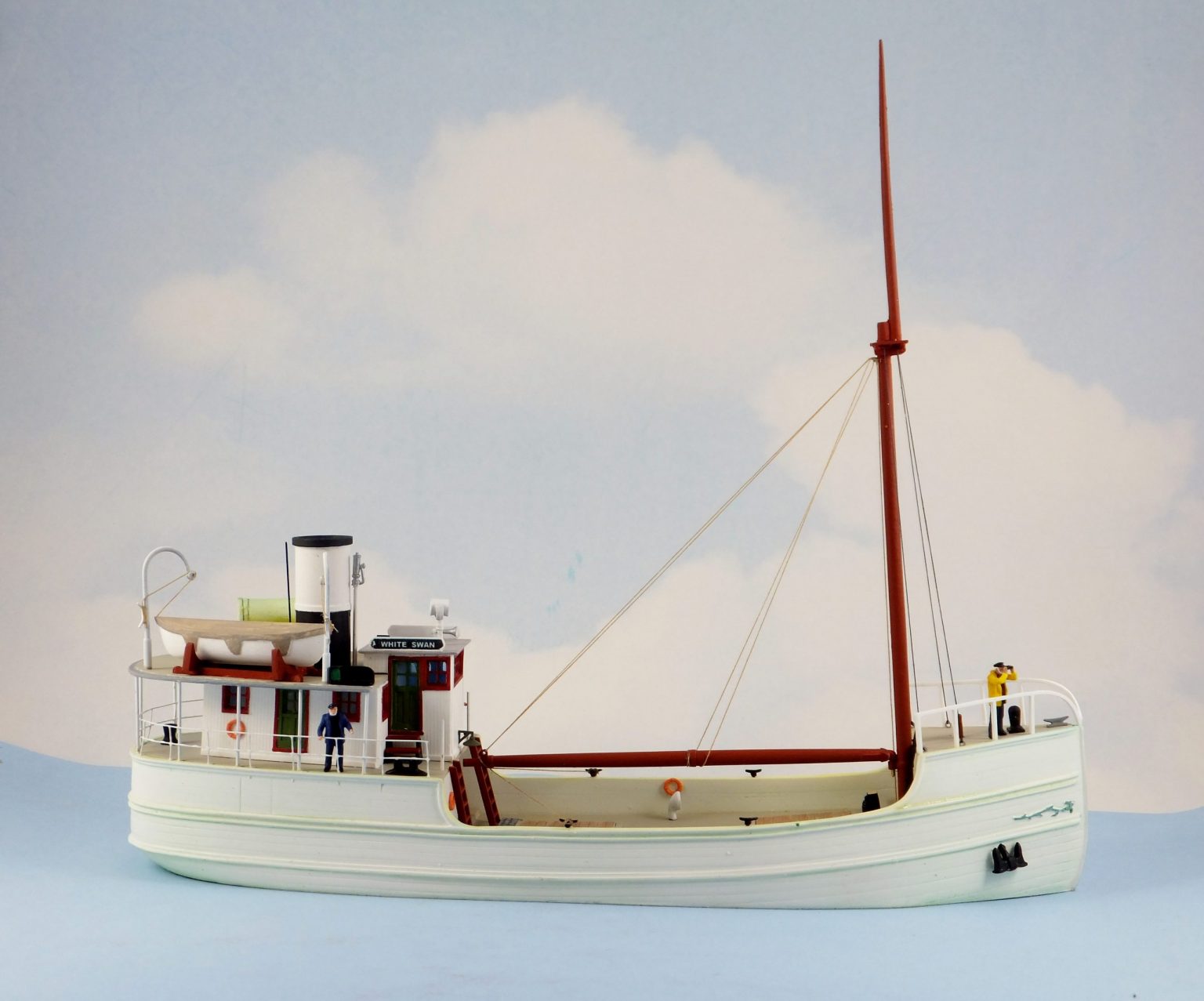 ho-1125-sylvan-81-ho-scale-white-swan-motor-vessel-l-10-7-8-sea