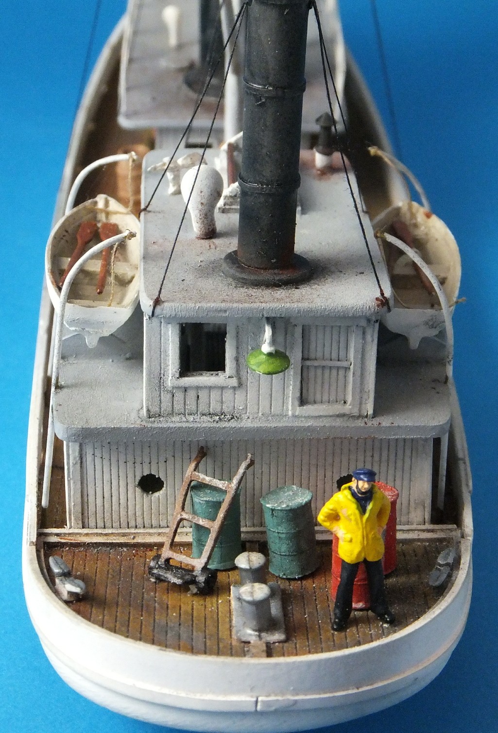 Sea Port kit: H141W 77' Converted Menhaden Steamer Craftsman Kit - HO Scale  - Laser cut wood superstructure Waterline L. 10-11/16, W: 2-5/8 - Sea