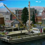 Sea Port kit: H130  73' Open Barge w/Cabin, Mast & Boom Kit - HO Scale - L: 10" W: 3 1/2" - Image 7