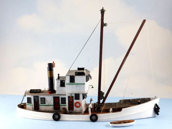 Sea Port kit: H133W HO Scale 65' Workboat lighter - Laser cut wood superstructure craftsman kit - L: 8-1/2" W: 2-3/8"