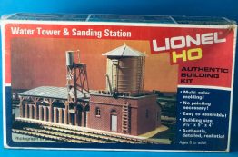 Web 1 Lionel HO Water Tower & Sanding Station kit 5-4552 unopened sealed box