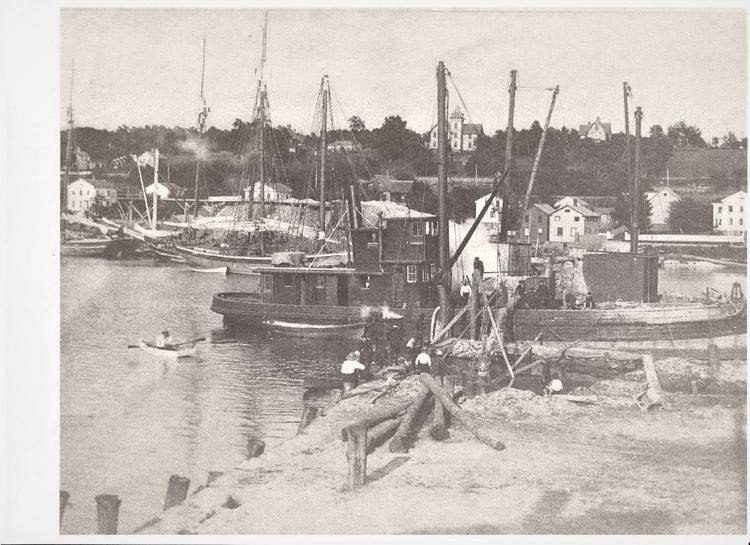 H133W-HO-photo-original-boat-1