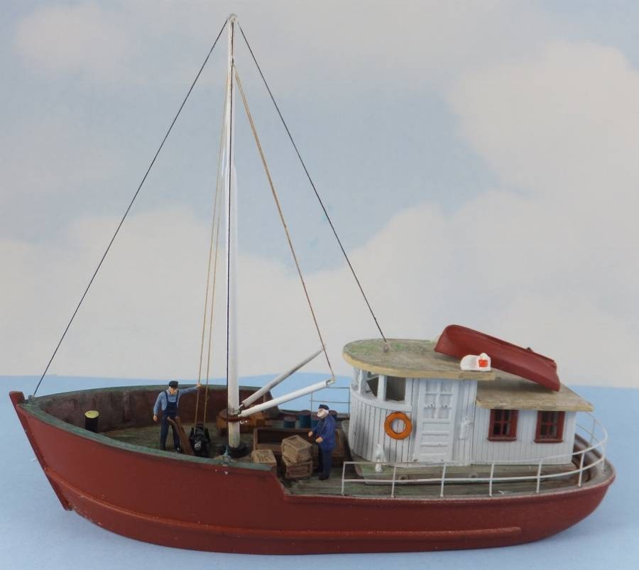 Web 2 H152-HO people fig sold sep