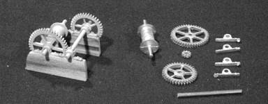 Winch Kit with Spoked Gears - O Scale - P324CR - metal 10 piece set. large gear 1 in. small gear 3-4 in. footprint 1.50 in. long, 1-5-8 in. wide O-44 Winch kit