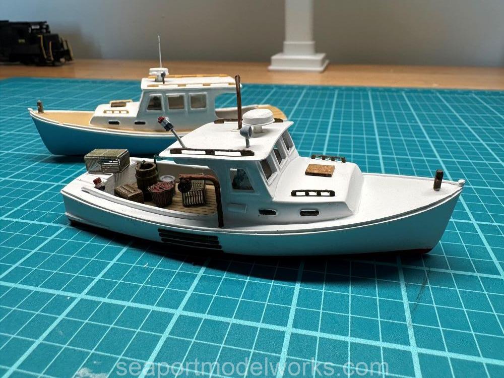David Witty builds the H128-5 HO Cruiser and the H128-1 HO lobster boat