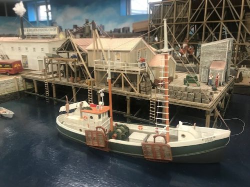 Trawler using the H118 HO 65' Fishing Dragger kit