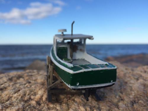 34 ft Lobster Boat - H128-1 HO lobster boat kit