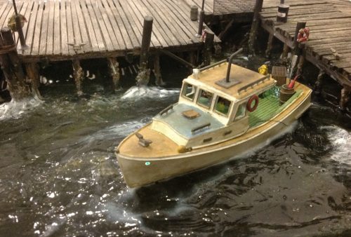 Bruce-Kingsley-Builds the H128-1 HO-lobster-boat-with-lights-1