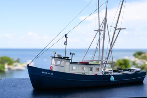 David Witty builds the 68' HO Shrimp Boat - H150W