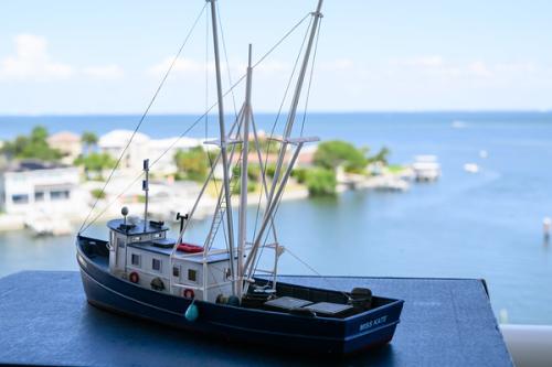  68' HO Shrimp Boat - H150W