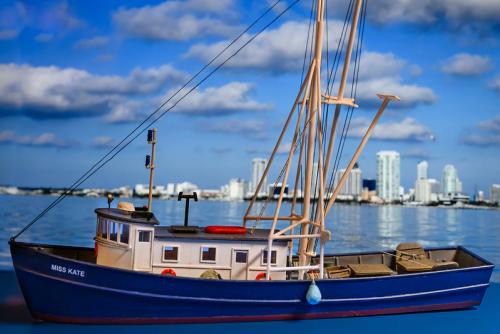 Shrimp Boat - H150W HO kit