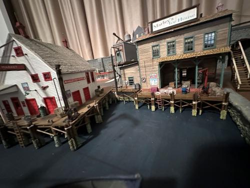 close up of the B103 HO Barrett's Fish Market kit and the B109 HO Ice House