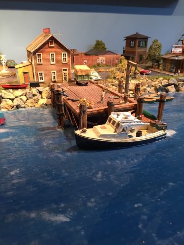 Jack-Harris-Builds the H128 HO Lobster Boat Kit