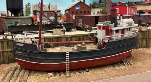 Peter-Mesheau-O-Scale-White-Swan-with-full-hull-Fundy-Bay-Harbour-at-low-tide-7