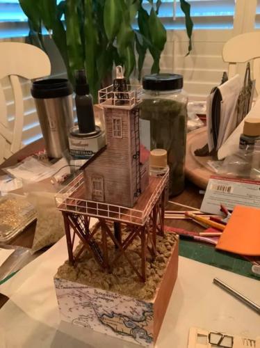 John Pate completes the Dog Bar Light Lighthouse kit.